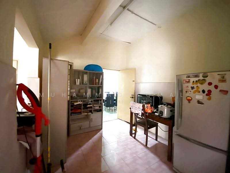 Rumah Banglo untuk Dijual di Taman Ayer Panas (Setapak) - Muhammad Iqmal Rahiman - Kitchen - PropertyGuru.com.my