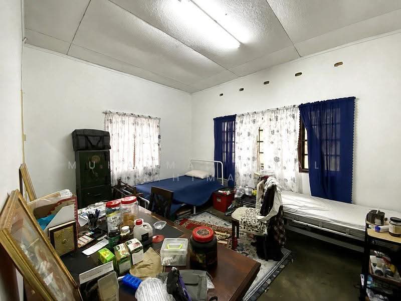Rumah Banglo untuk Dijual di Taman Ayer Panas (Setapak) - Muhammad Iqmal Rahiman - Bedroom - PropertyGuru.com.my