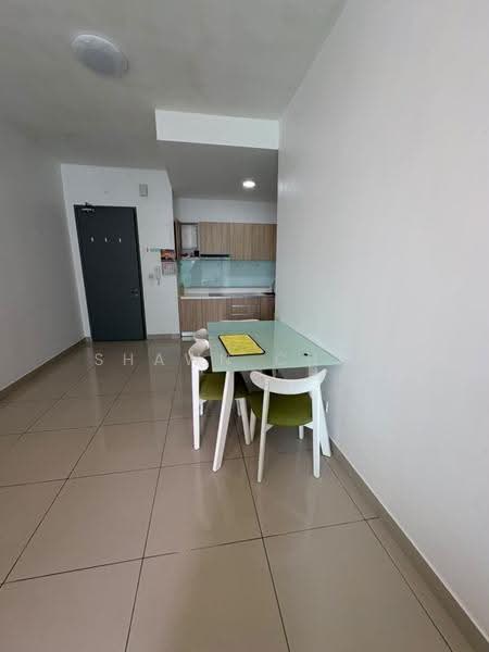 Kediaman Servis untuk Disewa di Meridin Bayvue Serviced Apartment - Shawn Chan - Kitchen - PropertyGuru.com.my