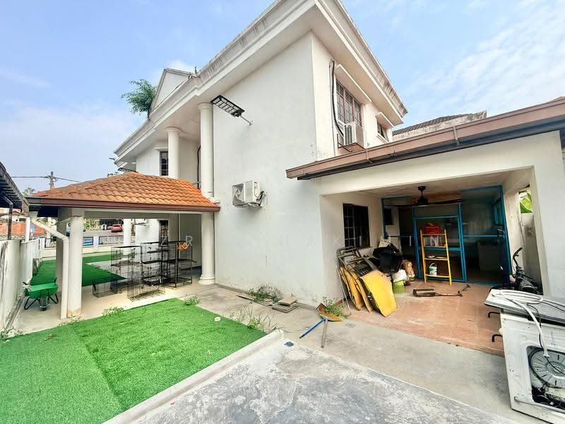 Terraced House for Sale in Bukit Rahman Putra (Sungai Buloh) - Nazrin Hakimin - Exterior - PropertyGuru.com.my