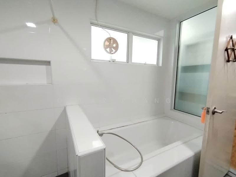 Service Residence for Rent at Ritze Perdana 2 - Oscar Phang - Bathroom - PropertyGuru.com.my