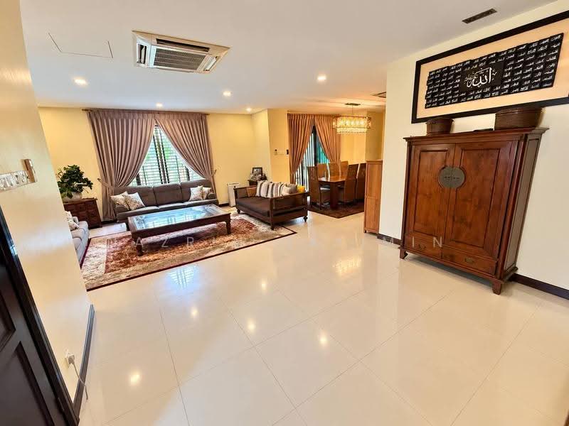 Bungalow House for Sale in Bukit Rahman Putra (Sungai Buloh) - Nazrin Hakimin - Living Room - PropertyGuru.com.my