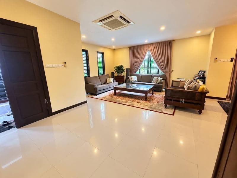 Bungalow House for Sale in Bukit Rahman Putra (Sungai Buloh) - Nazrin Hakimin - Living Room - PropertyGuru.com.my