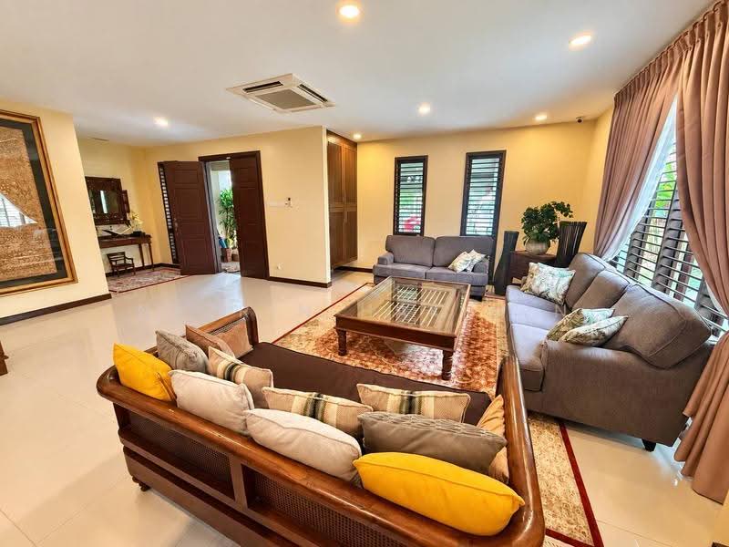 Bungalow House for Sale in Bukit Rahman Putra (Sungai Buloh) - Nazrin Hakimin - Living Room - PropertyGuru.com.my