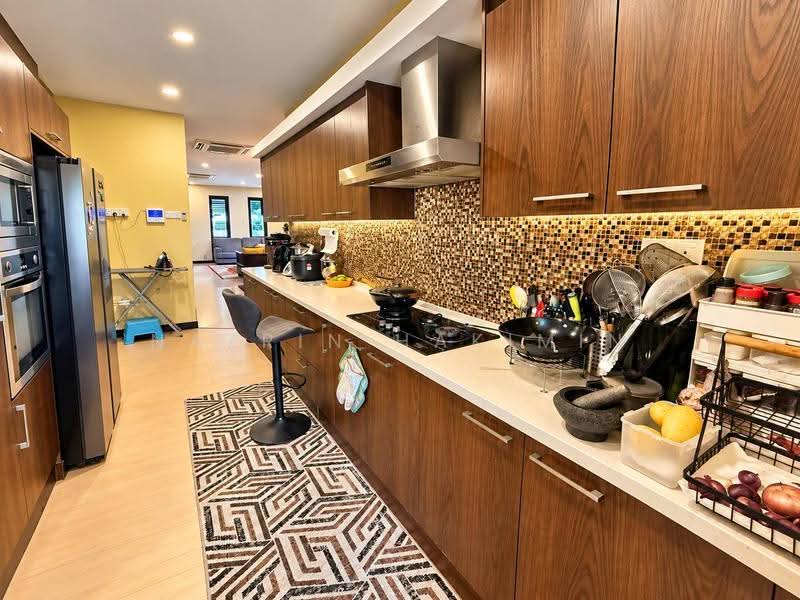 Bungalow House for Sale in Bukit Rahman Putra (Sungai Buloh) - Nazrin Hakimin - PropertyGuru.com.my