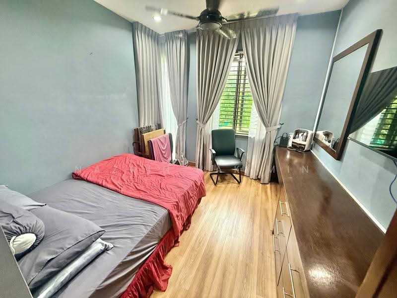 Bungalow House for Sale in Bukit Rahman Putra (Sungai Buloh) - Nazrin Hakimin - PropertyGuru.com.my