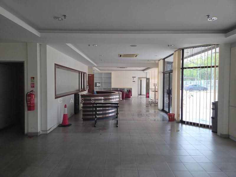 Detached Factory for Sale in Shah Alam (Selangor) - Cassey Yong - Entrance - PropertyGuru.com.my
