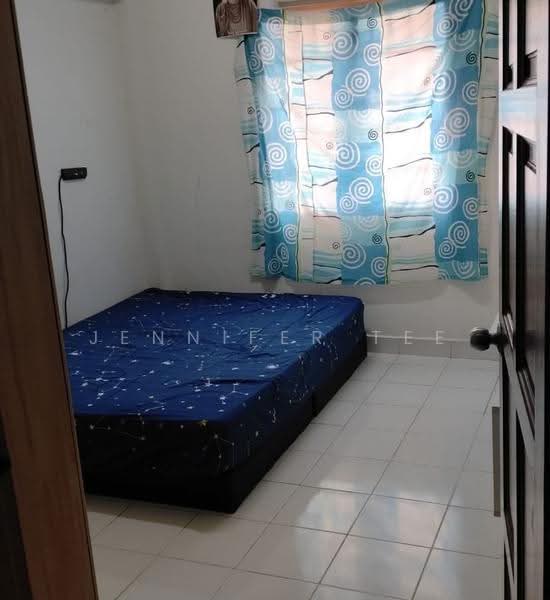 Pangsapuri untuk Dijual di Aman Dua - Jennifer Tee - Bedroom - PropertyGuru.com.my