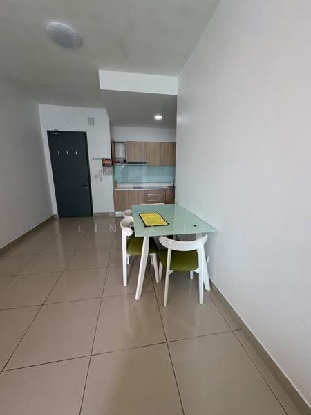 Kediaman Servis untuk Disewa di Meridin Bayvue Serviced Apartment - Linda Lee - Kitchen - PropertyGuru.com.my