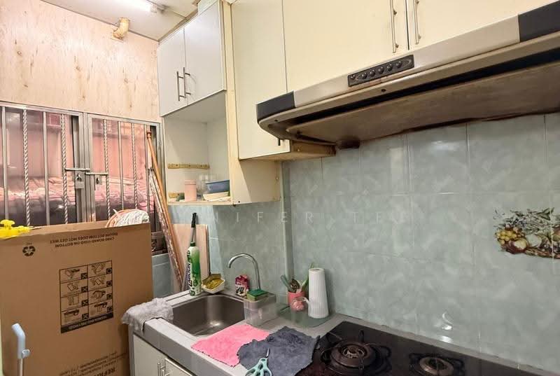 Pangsapuri untuk Dijual di Taman Sri Kuching - Jennifer Tee - Kitchen - PropertyGuru.com.my