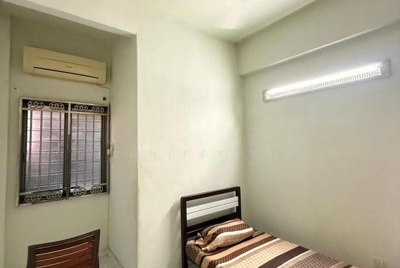 Pangsapuri untuk Dijual di Taman Sri Kuching - Jennifer Tee - Bedroom - PropertyGuru.com.my