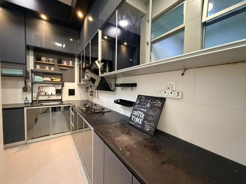 2-storey Terraced House for Sale in Taman Mount Austin (Tebrau) - Shawn Chan - Kitchen - PropertyGuru.com.my