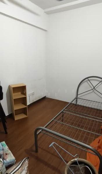 Apartment for Sale at Vista Saujana - Jennifer Tee - Bedroom - PropertyGuru.com.my