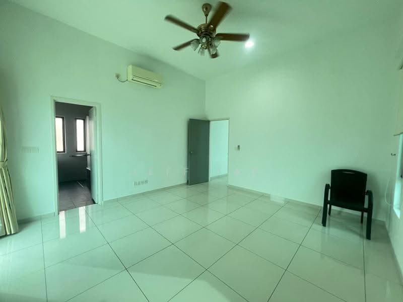 Link Bungalow for Rent in Bukit Indah (Iskandar Puteri (Nusajaya)) - Jeff Yap - Living Room - PropertyGuru.com.my