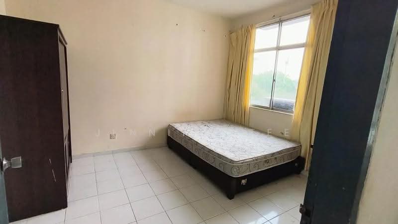 Apartment for Sale at Nova I - Jennifer Tee - Bedroom - PropertyGuru.com.my