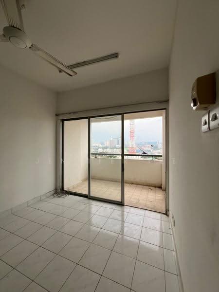 Apartment for Sale at Suria Kipark Damansara - Jennifer Tee - Balcony - PropertyGuru.com.my