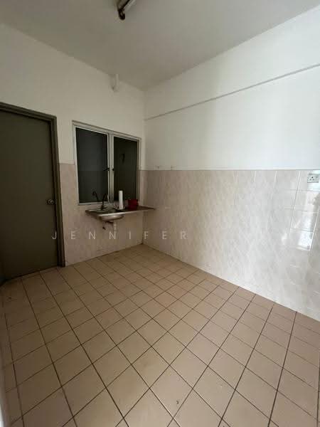 Apartment for Sale at Suria Kipark Damansara - Jennifer Tee - Kitchen - PropertyGuru.com.my