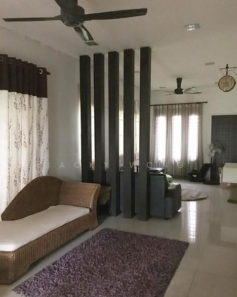 Rumah Teres 1-Tingkat untuk Dijual di Taman Puncak Jalil (Seri Kembangan) - Jacky Wong - Living Room - PropertyGuru.com.my