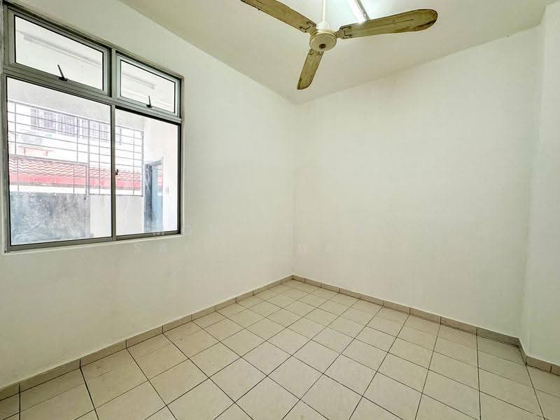 2-storey Terraced House for Sale in Bandar Baru Salak Tinggi (Sepang) - Mohd Aizat Saiful Bahri - Interior - PropertyGuru.com.my