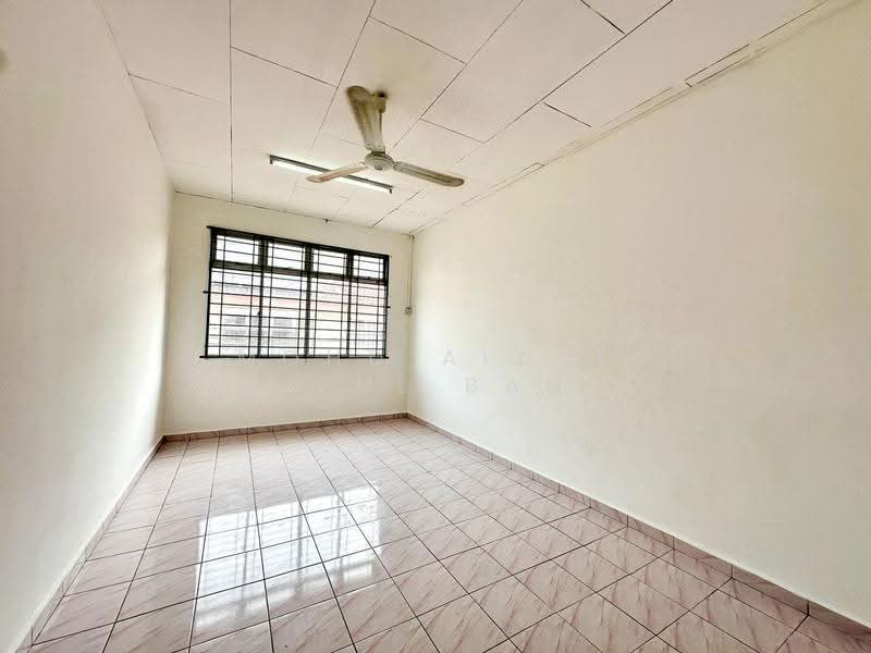 2-storey Terraced House for Sale in Bandar Baru Salak Tinggi (Sepang) - Mohd Aizat Saiful Bahri - Interior - PropertyGuru.com.my