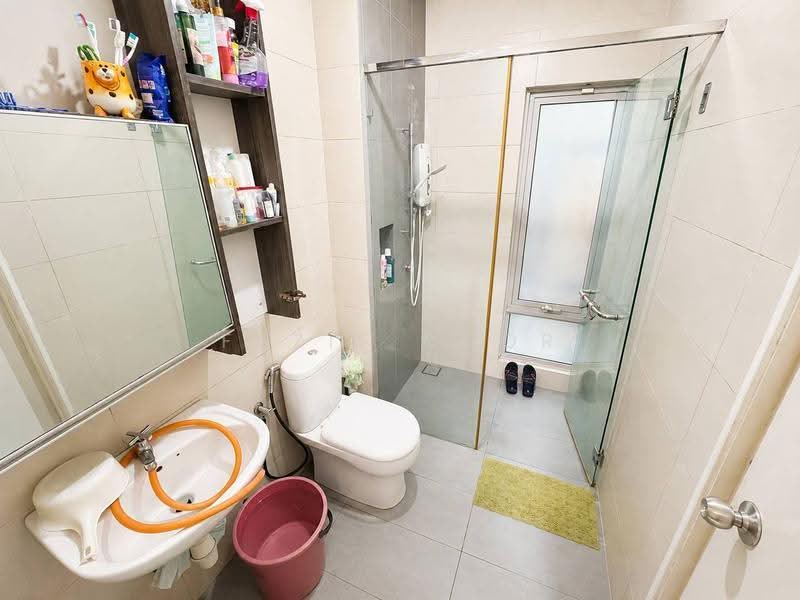 Cluster House for Sale in Sunway Alam Suria (Shah Alam) - Fazie Noor - Bathroom - PropertyGuru.com.my
