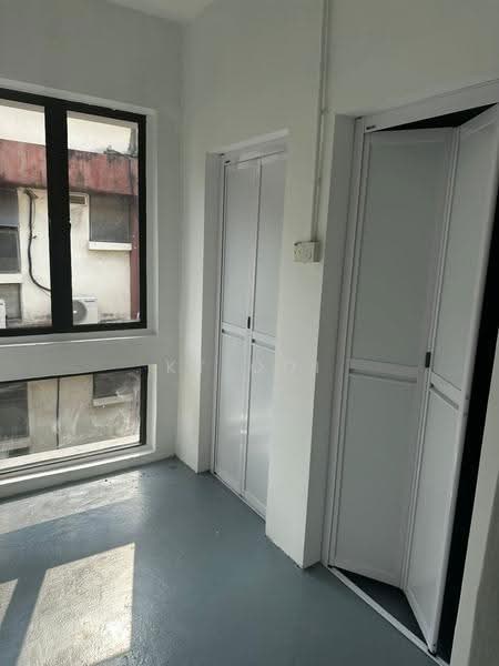 Kedai / Pejabat untuk Disewa di Taman Danau Desa (Taman Desa) - KT Ooi - PropertyGuru.com.my
