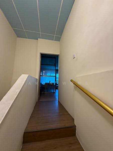 Kedai untuk Dijual di Bandar Puteri Puchong (Puchong) - Aaron Wong - Corridor - PropertyGuru.com.my