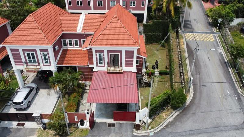 Semi-Detached House for Sale in Bandar Baru Salak Tinggi (Sepang) - Mohd Aizat Saiful Bahri - Exterior - PropertyGuru.com.my