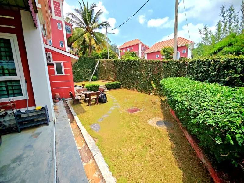 Semi-Detached House for Sale in Bandar Baru Salak Tinggi (Sepang) - Mohd Aizat Saiful Bahri - Exterior - PropertyGuru.com.my