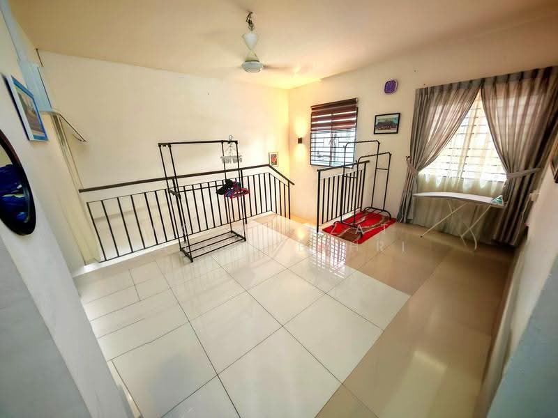Semi-Detached House for Sale in Bandar Baru Salak Tinggi (Sepang) - Mohd Aizat Saiful Bahri - Interior - PropertyGuru.com.my