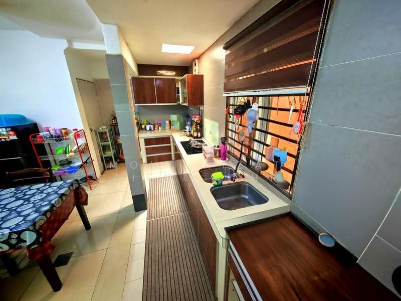 Semi-Detached House for Sale in Bandar Baru Salak Tinggi (Sepang) - Mohd Aizat Saiful Bahri - Kitchen - PropertyGuru.com.my
