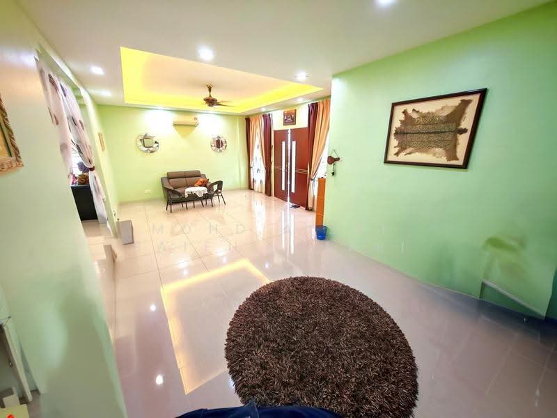 Semi-Detached House for Sale in Bandar Baru Salak Tinggi (Sepang) - Mohd Aizat Saiful Bahri - PropertyGuru.com.my