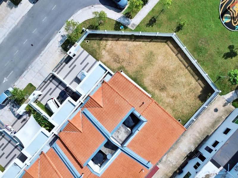 Rumah Teres 2-Tingkat untuk Dijual di Alam Sari (Bangi) - Azli Ibrahim - Exterior - PropertyGuru.com.my