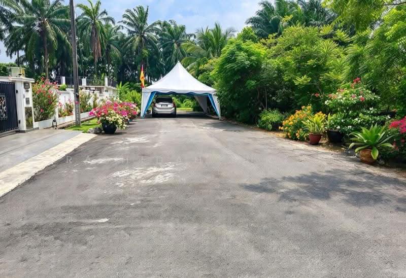 Semi-Detached House for Sale in Taman Mesra (Klang) - Rashidah Juremi - Exterior - PropertyGuru.com.my