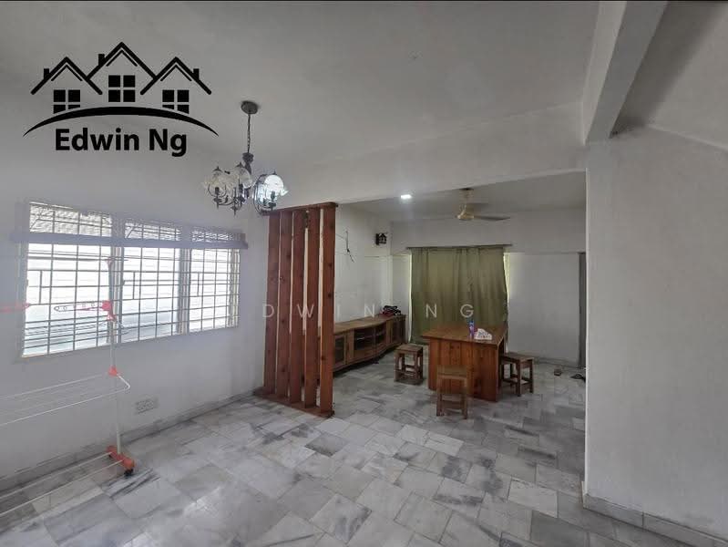 Rumah Teres 2-Tingkat untuk Dijual di Taman Kota Permai (Bukit Mertajam) - Edwin Ng - Living Room - PropertyGuru.com.my