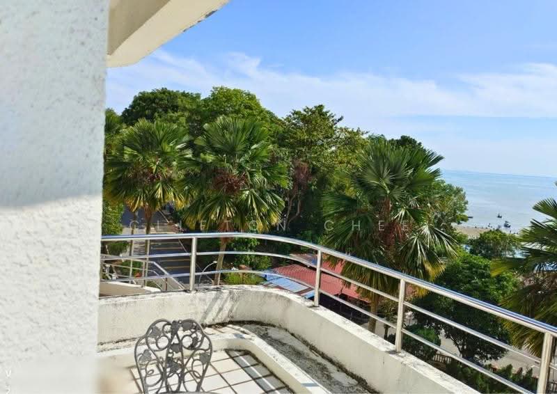Condominium for Rent at Marina Tower (Ratu Mutiara) - Clifton Chee - Balcony - PropertyGuru.com.my