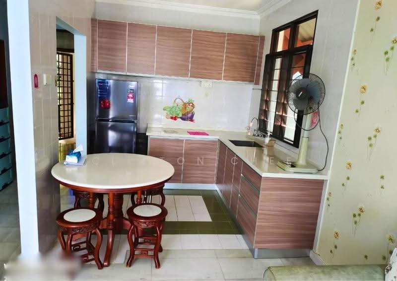 Condominium for Rent at Marina Tower (Ratu Mutiara) - Clifton Chee - Kitchen - PropertyGuru.com.my