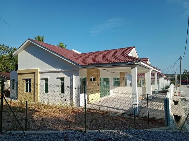 Semi-Detached House for Sale in Rumah Berkembar Setingkat Di Pokok Sena, Kedah (Pokok Sena) - Sanggaran Muniandy - Exterior - PropertyGuru.com.my