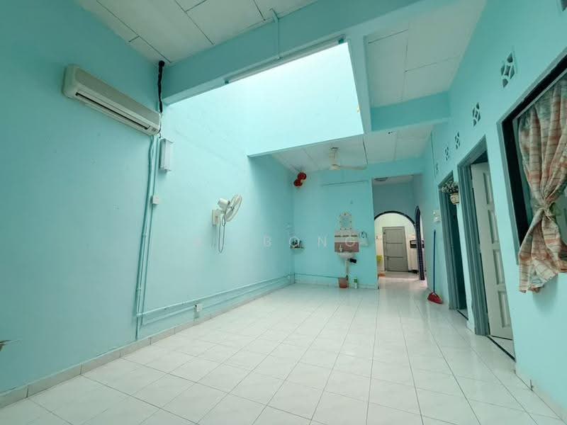1-storey Terraced House for Sale in Bukit Beruang (Bukit Baru) - BL Bong - Interior - PropertyGuru.com.my