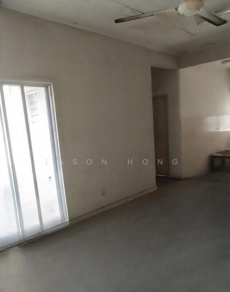 Apartment for Rent at Pangsapuri Kasuarina - Eason Hong - Interior - PropertyGuru.com.my