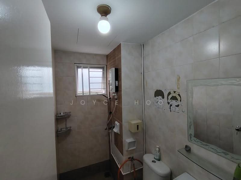 Pangsapuri untuk Dijual di Puteri Bayu Apartment - Joyce Hoo - Bathroom - PropertyGuru.com.my