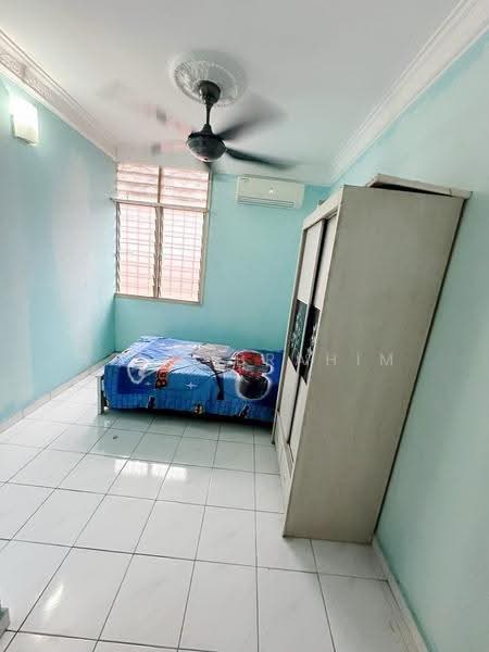 2-storey Terraced House for Sale in Bandar Rinching Seksyen 4 (Semenyih) - Azli Ibrahim - Bedroom - PropertyGuru.com.my