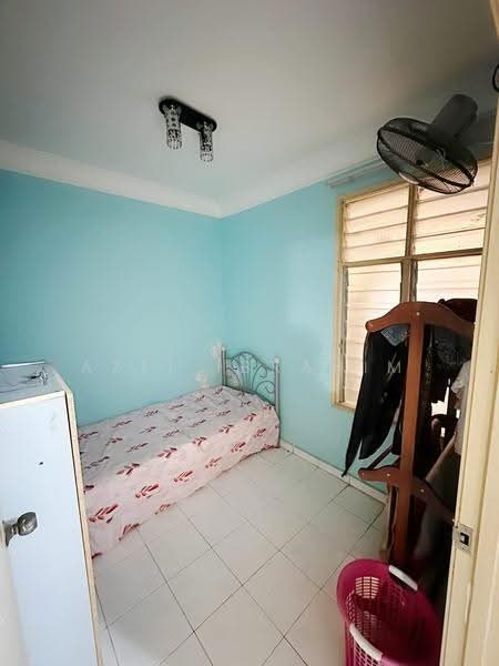 2-storey Terraced House for Sale in Bandar Rinching Seksyen 4 (Semenyih) - Azli Ibrahim - Bedroom - PropertyGuru.com.my