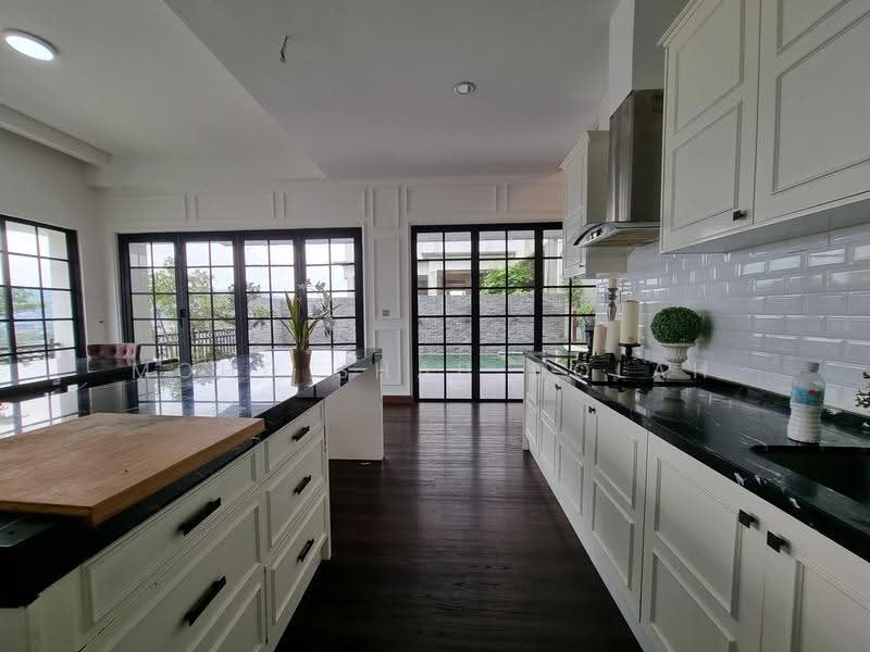 Bungalow House for Rent in Setia Hills (Ampang) - Mohd Shah Dolah - Kitchen - PropertyGuru.com.my