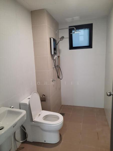 Kediaman Servis untuk Disewa di TRIO By Setia - John Tee - Bathroom - PropertyGuru.com.my