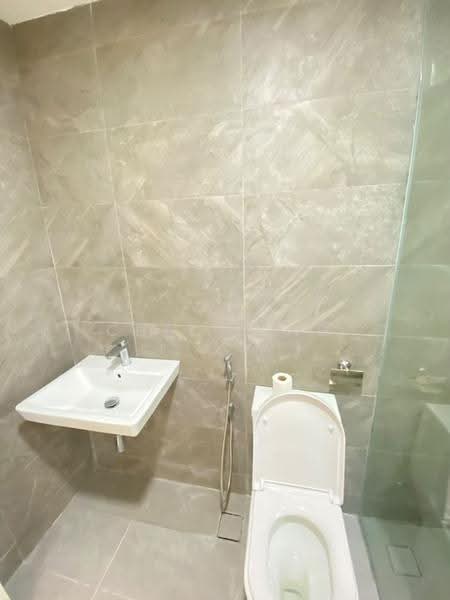 Service Residence for Rent at Quinn Residence - Chee Seng - Bathroom - PropertyGuru.com.my