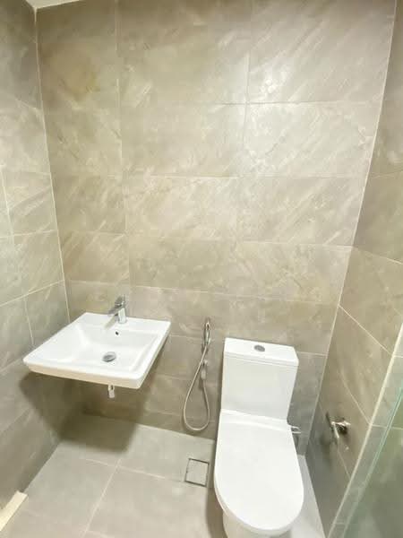 Service Residence for Rent at Quinn Residence - Chee Seng - Bathroom - PropertyGuru.com.my