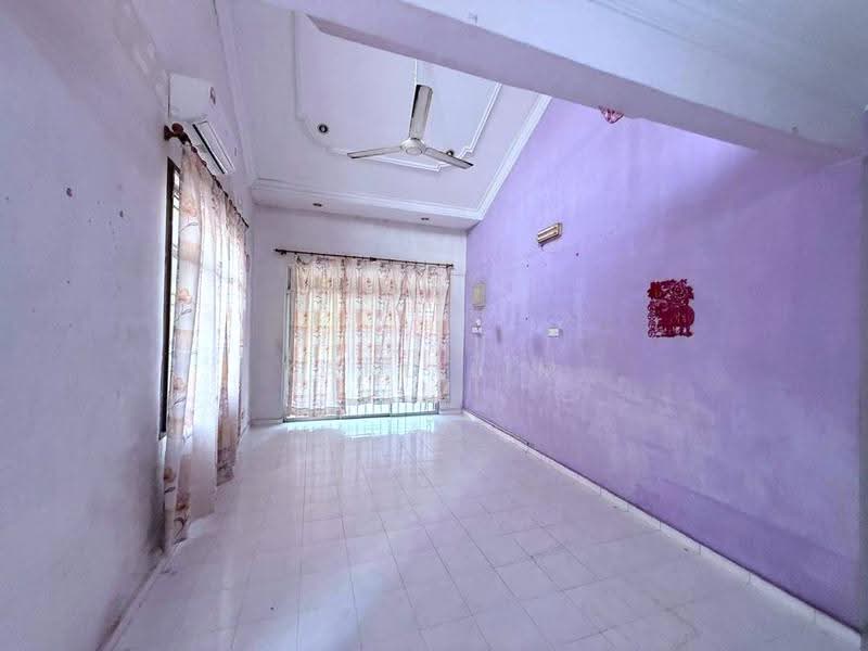 Semi-Detached House for Sale in Taman Megah Ria (Masai) - Karl Lim - Living Room - PropertyGuru.com.my