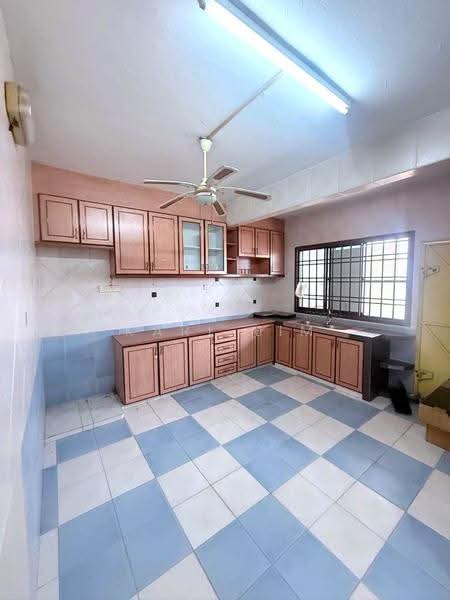 Semi-Detached House for Sale in Taman Megah Ria (Masai) - Karl Lim - Kitchen - PropertyGuru.com.my