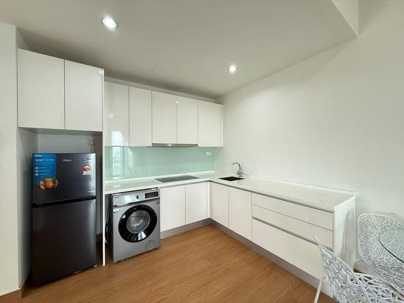 Service Residence for Rent at Tropez Residences - Lisa Yeo - Kitchen - PropertyGuru.com.my